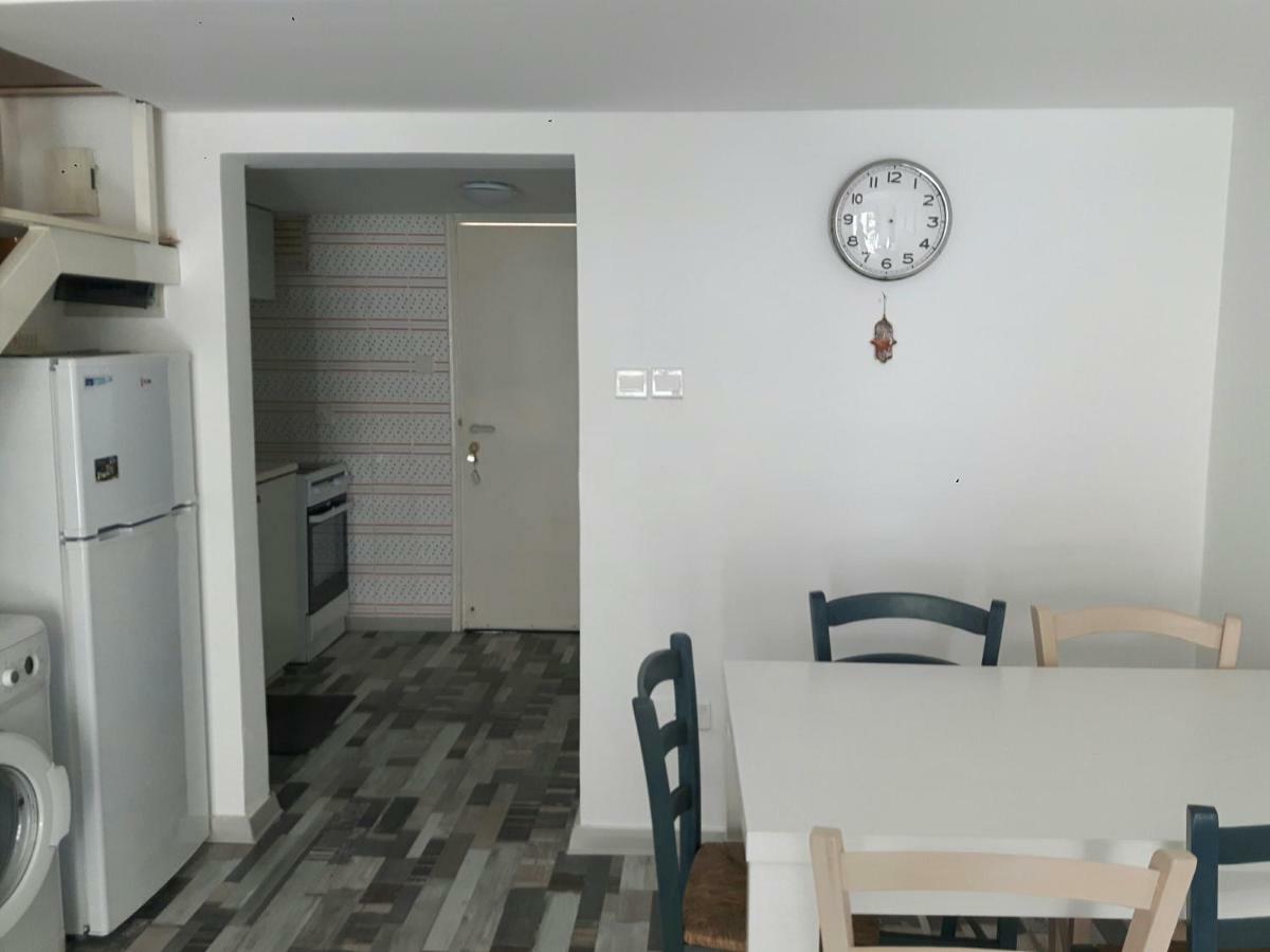 Kermia Beach Apartment Lárnaca Exterior foto