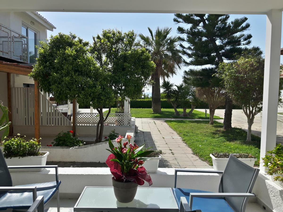Kermia Beach Apartment Lárnaca Exterior foto