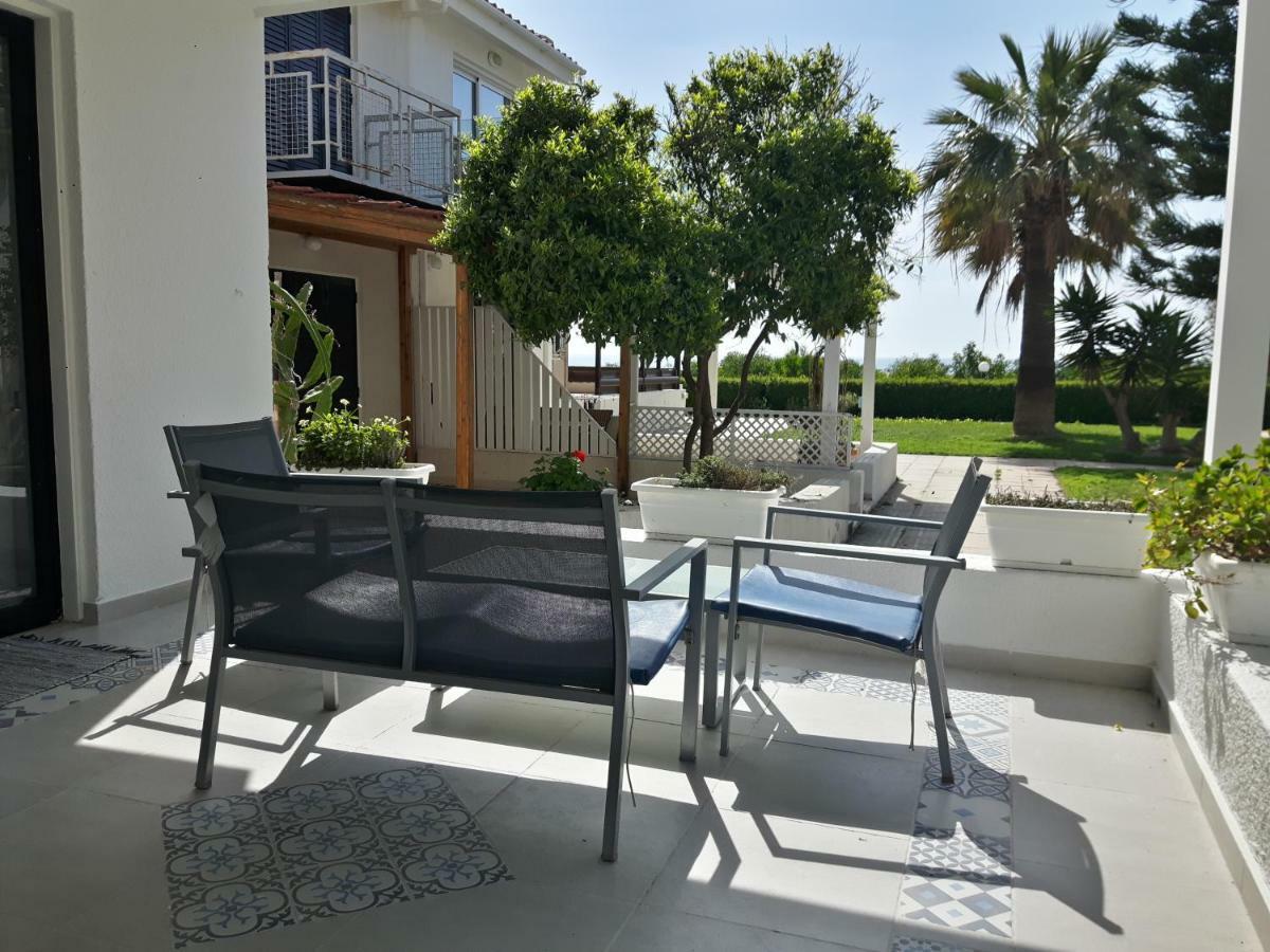 Kermia Beach Apartment Lárnaca Exterior foto